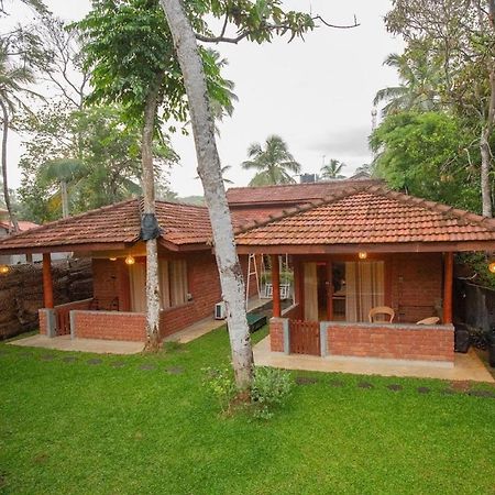 Click Hiriketiya Dickwella Exterior foto